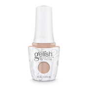 Gelish | She's A Natural